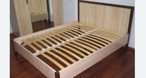 Сборка двухспальной кровати. Площадь Ильича